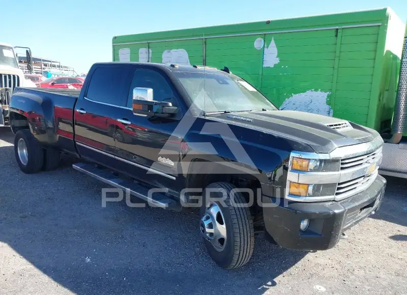 2017 Chevrolet Silverado фото