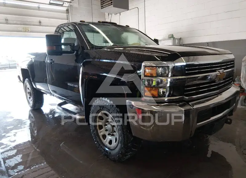 2017 Chevrolet Silverado фото
