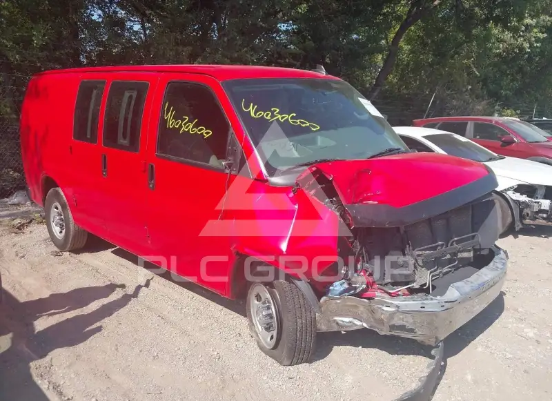 2017 Chevrolet Express photo