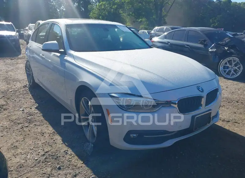 2017 BMW 330 фото