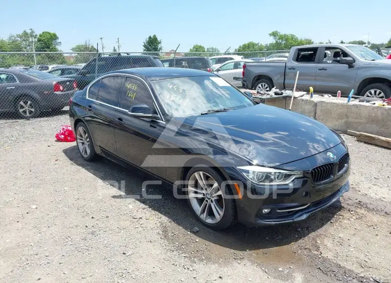 2017 BMW 330 фото