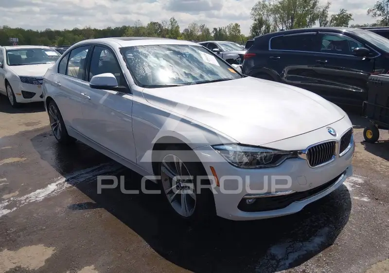 2017 BMW 330 фото