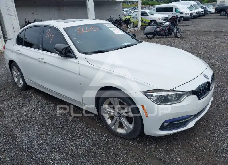 2017 BMW 330 photo
