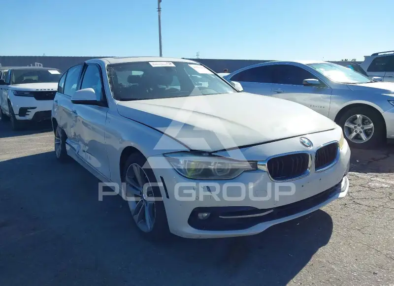 2017 BMW 330 фото