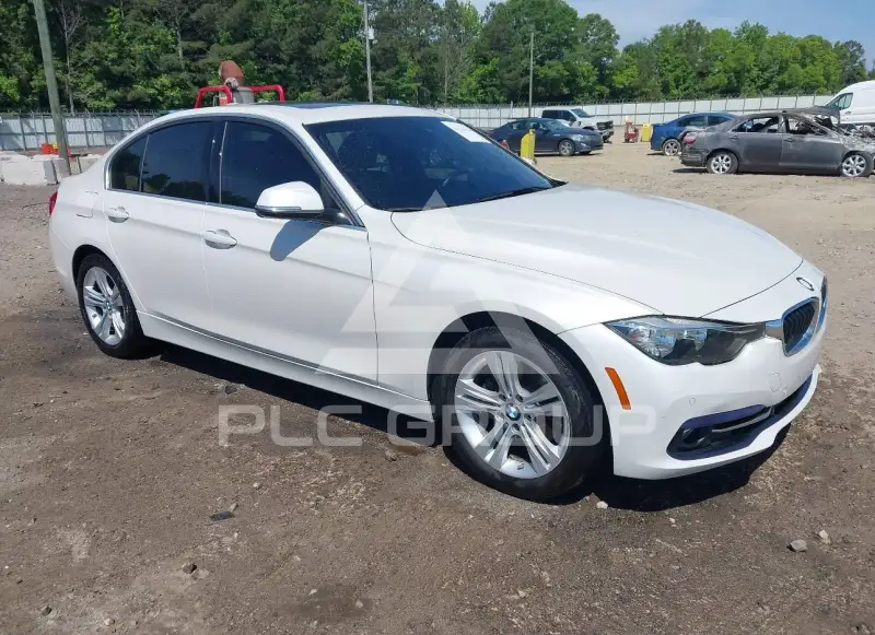 2017 BMW 330 фото
