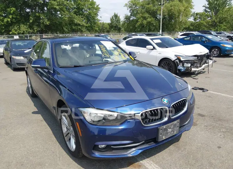 2017 BMW 330 фото