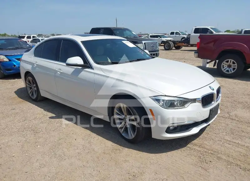 2017 BMW 330 фото
