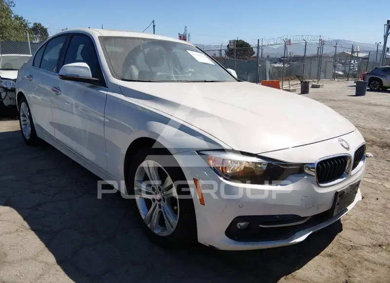 2017 BMW 330 фото