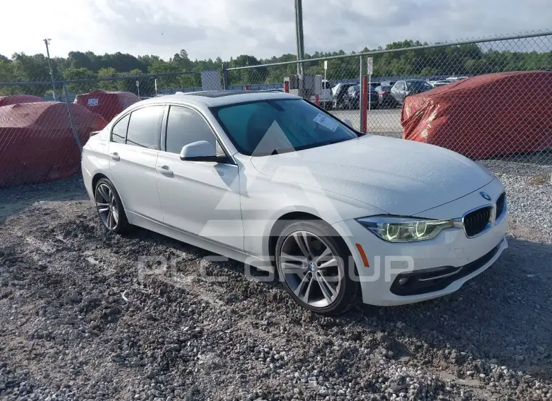 2017 BMW 330 фото