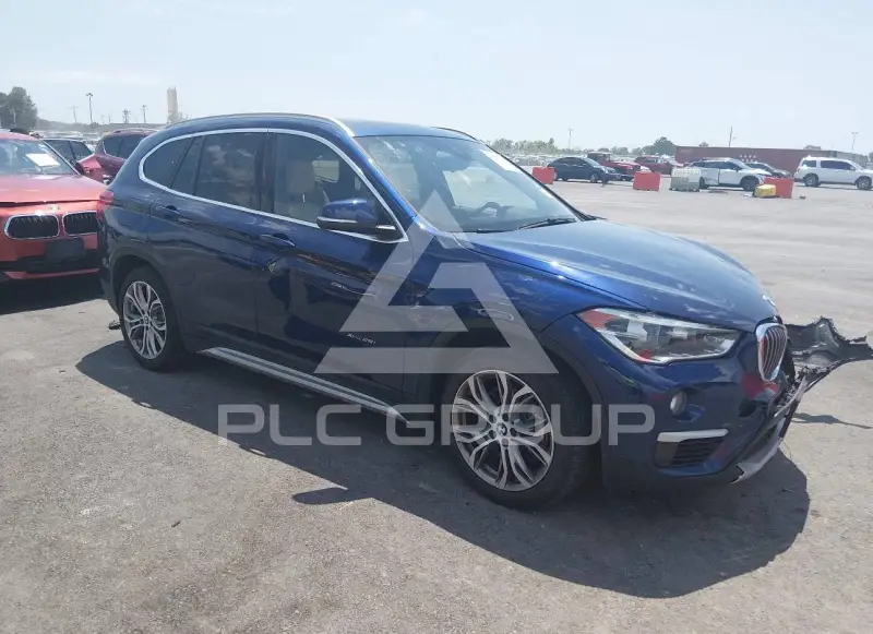 2017 BMW X1 photo