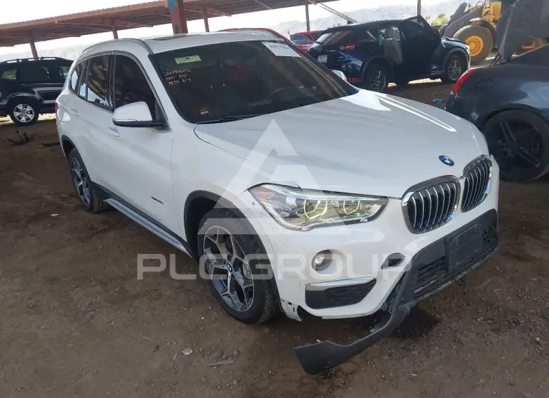 2017 BMW X1 photo