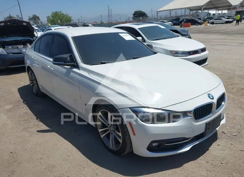 2017 BMW 330 фото
