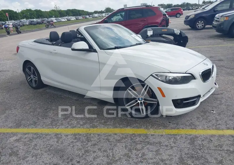 2017 BMW 230 фото