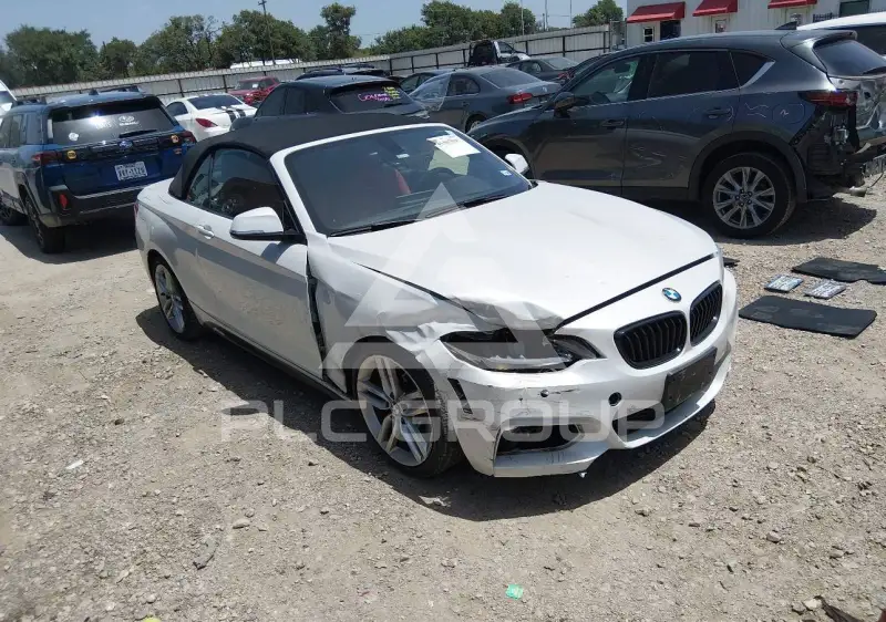2017 BMW 230 фото