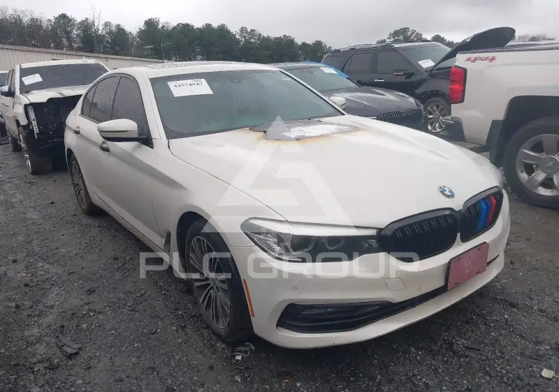 2017 BMW 530 photo