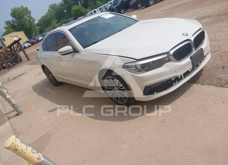 2017 BMW 530 photo
