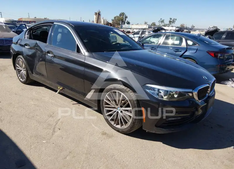 2017 BMW 530 фото