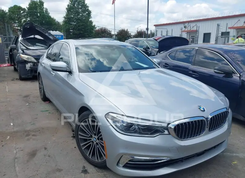 2017 BMW 530 фото