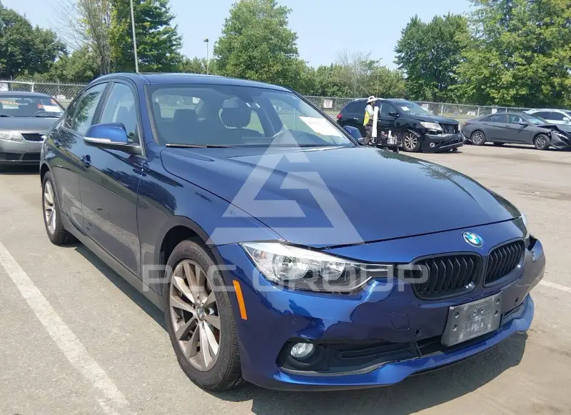 2017 BMW 320 photo