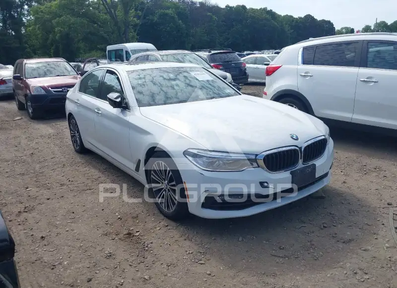 2017 BMW 540 фото