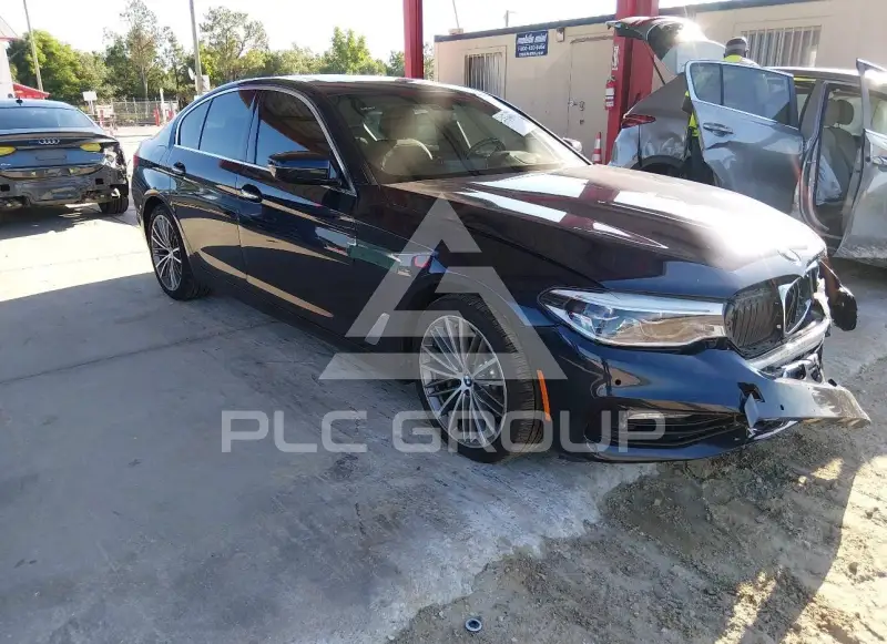 2017 BMW 540 фото