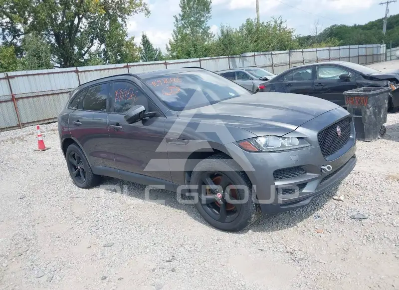 2017 Jaguar F-PACE фото