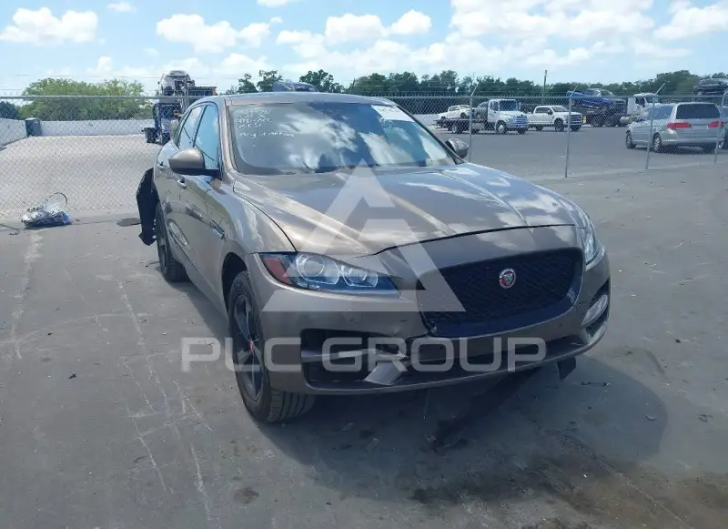 2017 Jaguar F-PACE фото