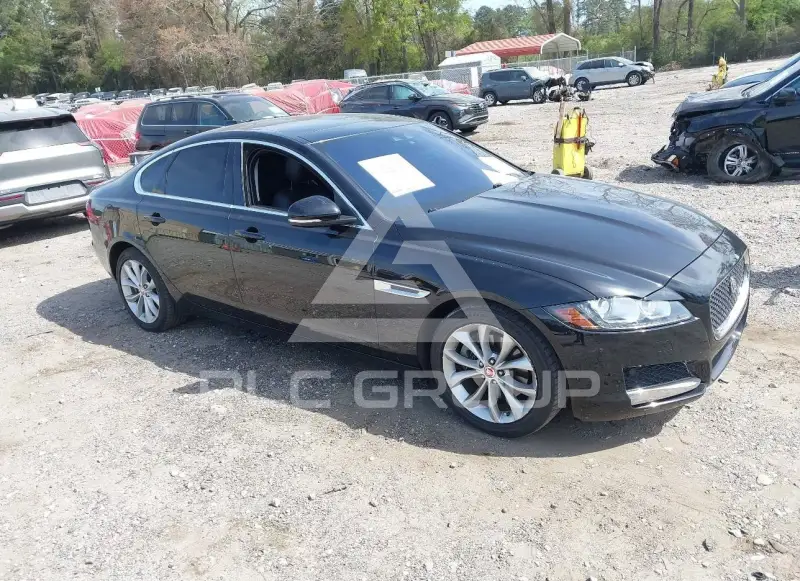 2017 Jaguar XF фото