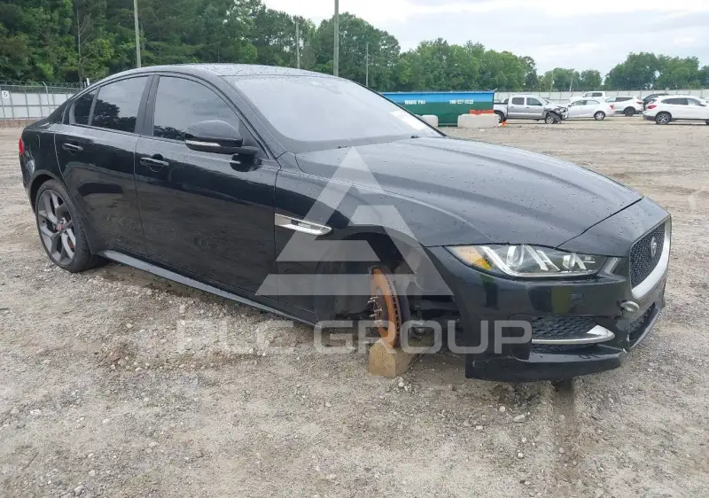 2017 Jaguar XE photo