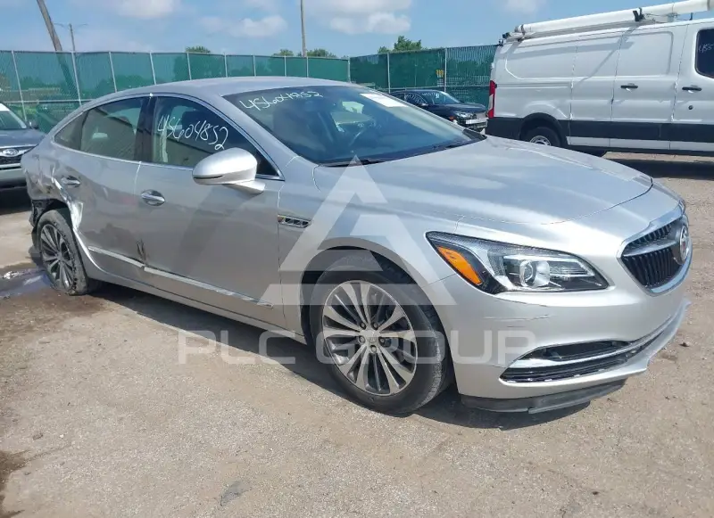 2017 Buick LACROSSE photo