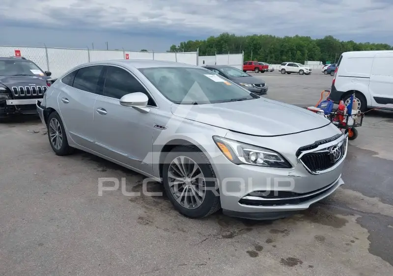 2017 Buick LACROSSE фото