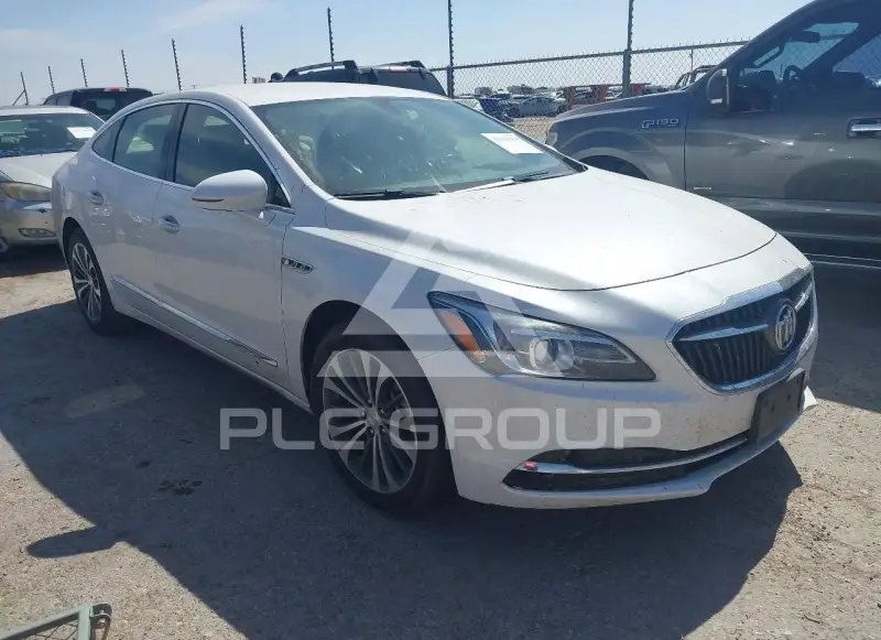 2017 Buick LACROSSE фото