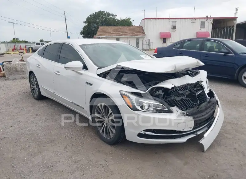 2017 Buick LACROSSE фото