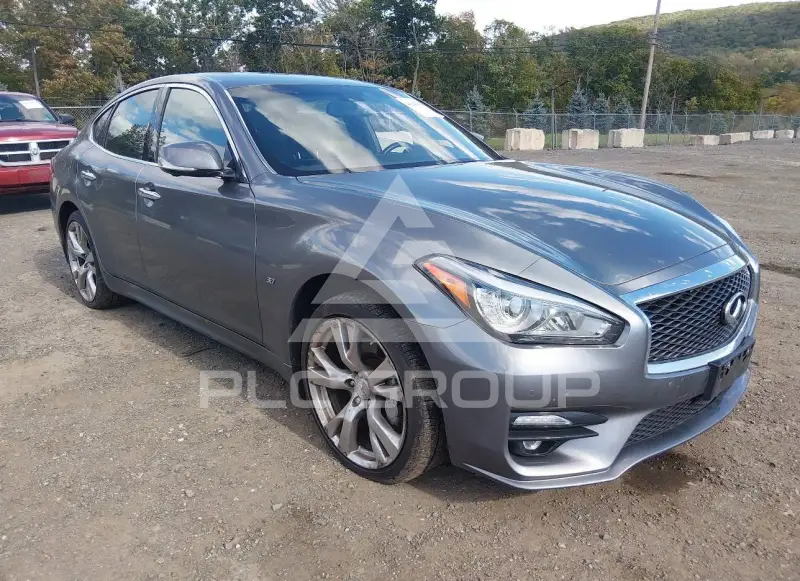 2017 Infinity Q70 фото