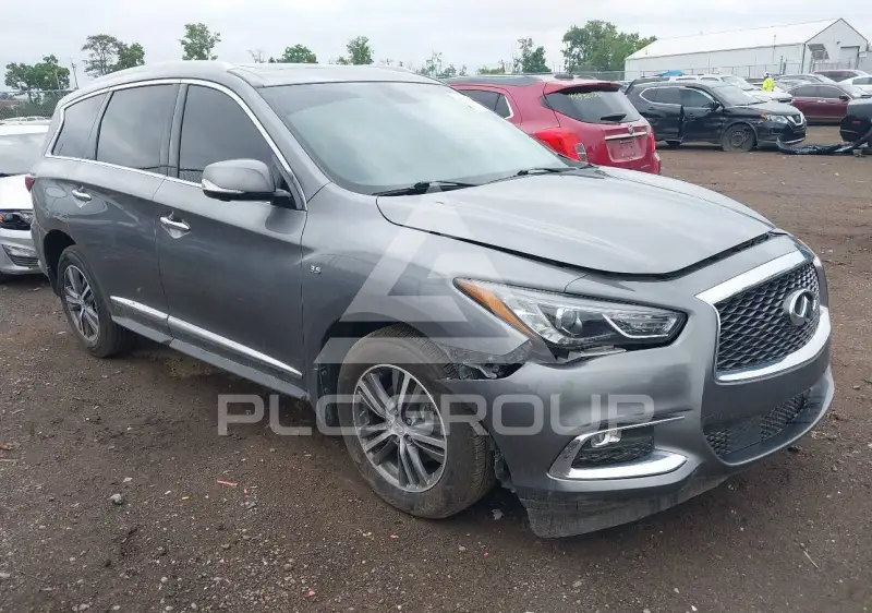 2017 Infinity QX60 фото