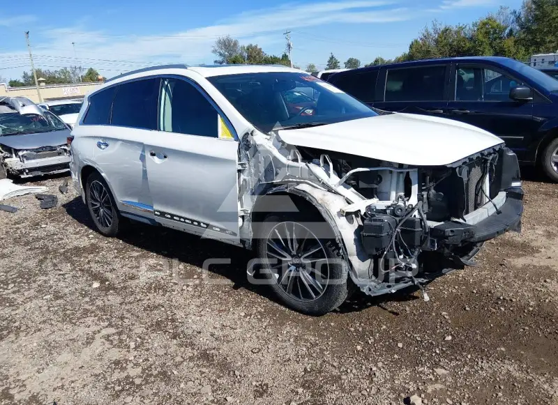 2017 Infinity QX60 photo