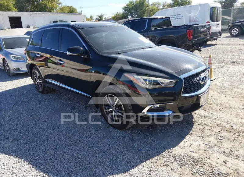 2017 Infinity QX60 photo