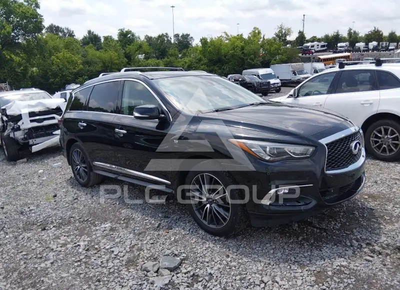 2017 Infinity QX60 photo