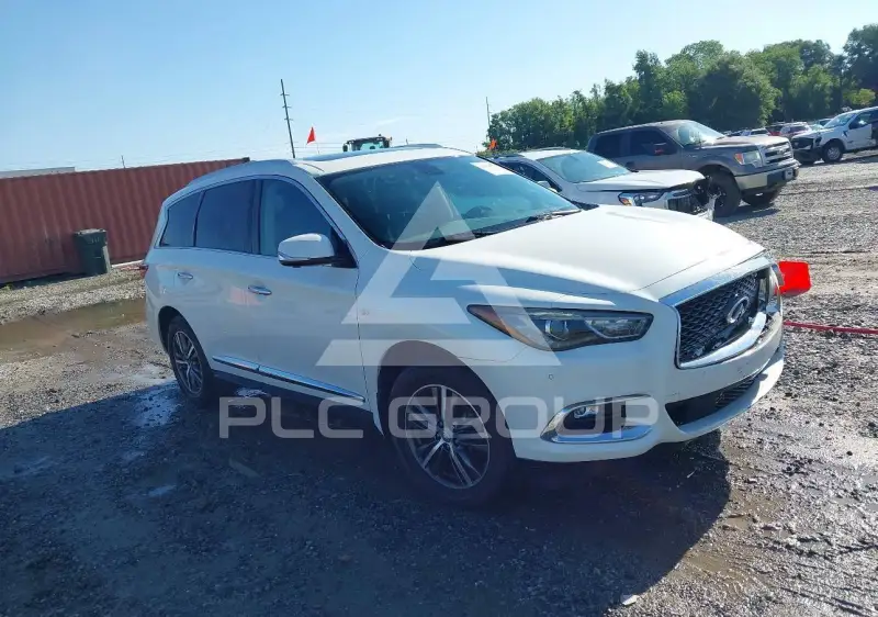 2017 Infinity QX60 photo