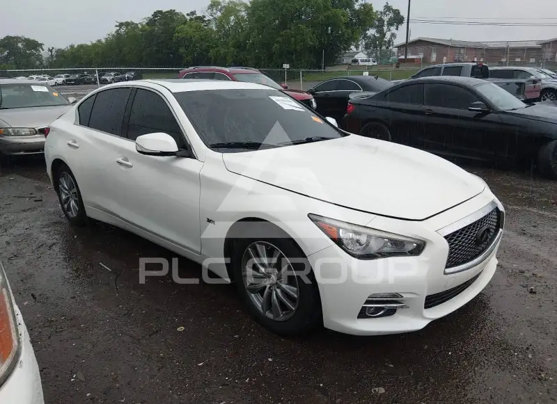 2017 Infinity Q50 фото