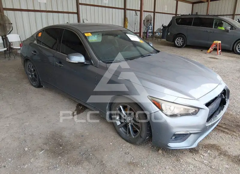 2017 Infinity Q50 photo