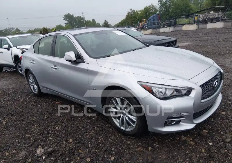2017 Infinity Q50 фото
