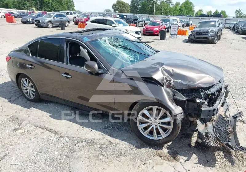 2017 Infinity Q50 фото