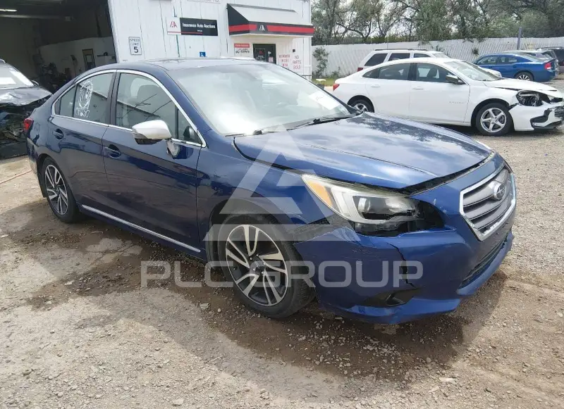 2017 Subaru Legacy фото