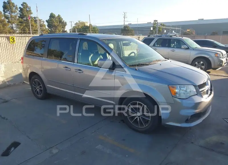 2017 Dodge Grand Caravan photo