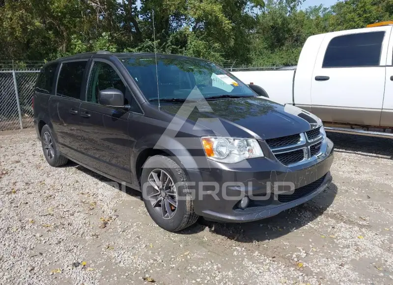 2017 Dodge Grand Caravan фото