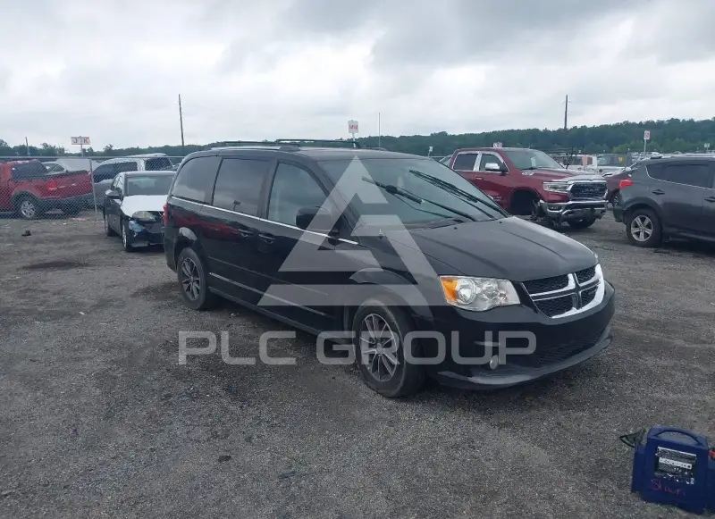 2017 Dodge Grand Caravan photo