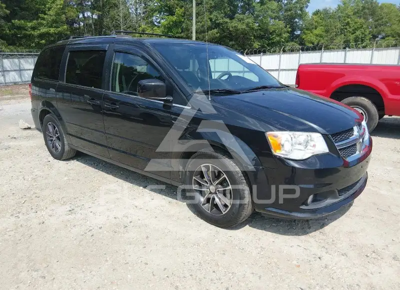 2017 Dodge Grand Caravan фото