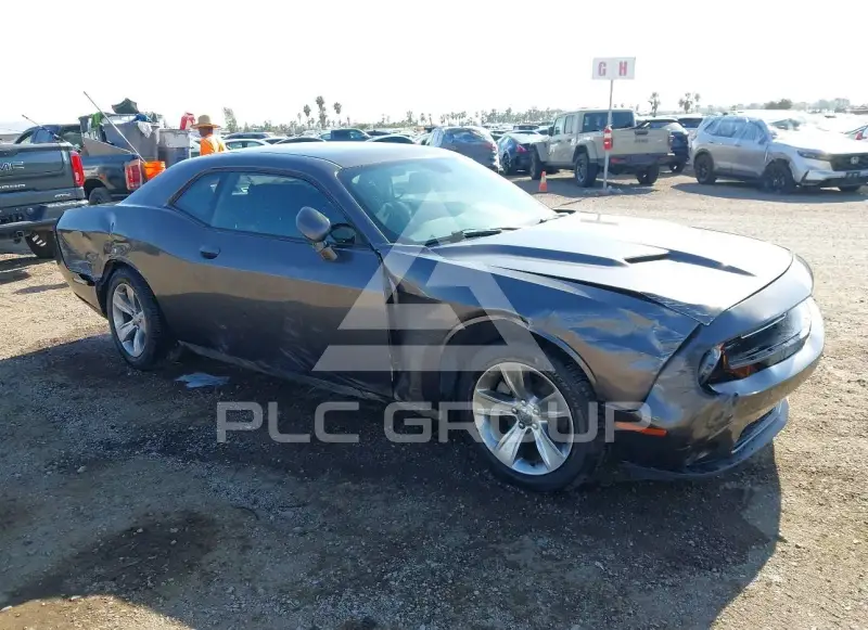 2017 Dodge CHALLENGER фото