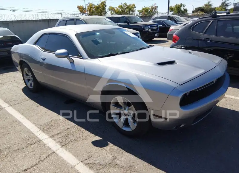 2017 Dodge CHALLENGER фото